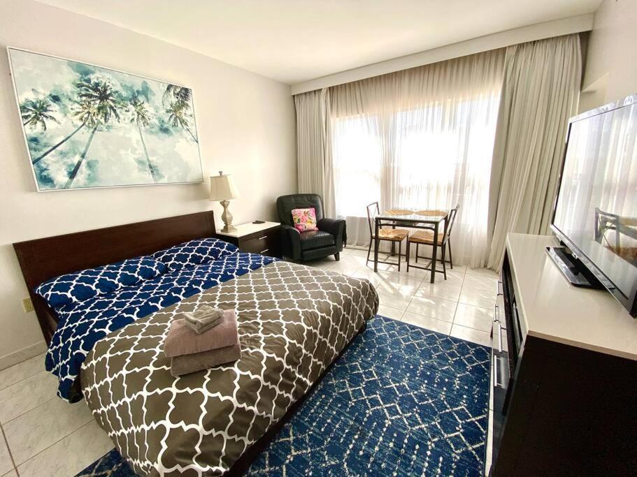 Apartment Right On The Beach! マイアミビーチ エクステリア 写真