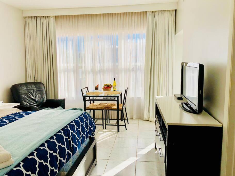 Apartment Right On The Beach! マイアミビーチ エクステリア 写真