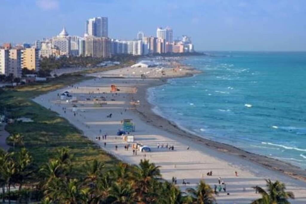 Apartment Right On The Beach! マイアミビーチ エクステリア 写真