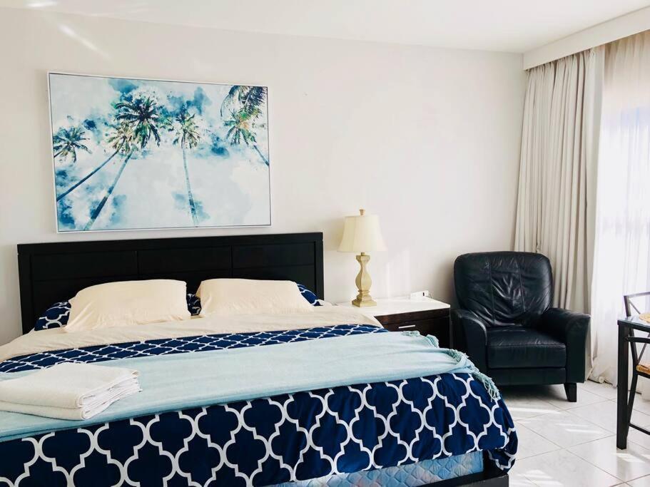 Apartment Right On The Beach! マイアミビーチ エクステリア 写真