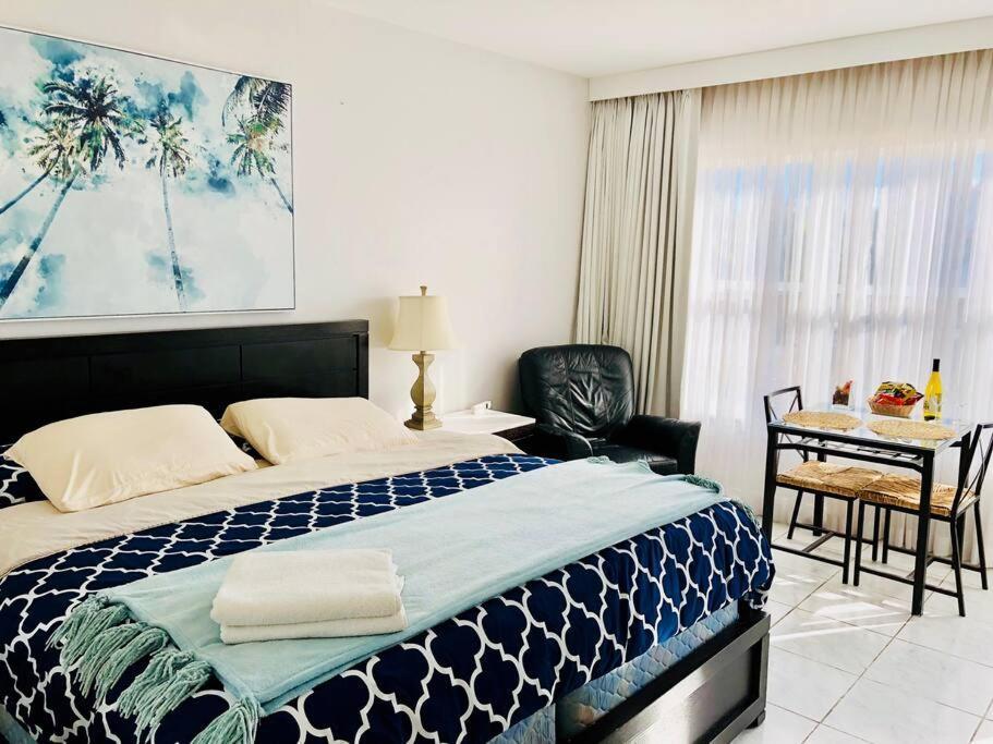 Apartment Right On The Beach! マイアミビーチ エクステリア 写真